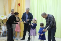 Хорошо нам рядышком с дедушкой и бабушкой