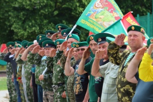 В Брюховецкой прошел митинг, посвященный Дню пограничника