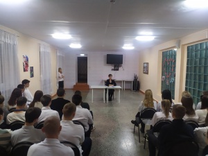 Полицейские Брюховецкого района провели со студентами профилактические беседы  