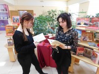 Книжная инсталляция «Помни!»