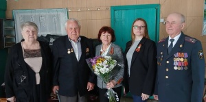 Почётного гражданина Дмитрия Стром поздравили с наступающими праздниками