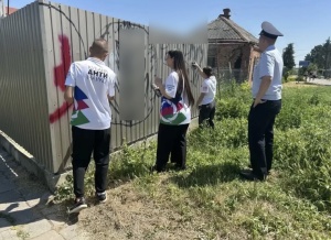 «Вместе против опасной рекламы»: в Брюховецком районе закрасили надписи, рекламирующие запрещённые вещества