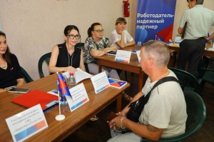 В Брюховецкой прошла Ярмарка вакансий