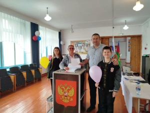 Активно голосуют жители по всему Брюховецкому району. 