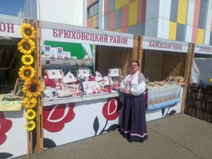  В Краснодаре прошла ярмарка сельского туризма «Агротур»
