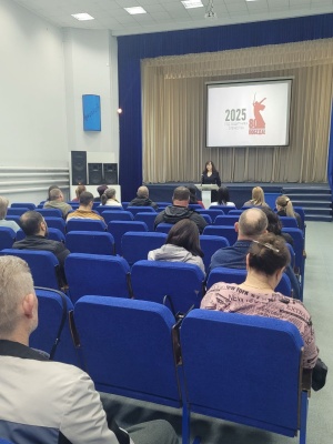 В Брюховецком районе полицейские и общественники провели акцию «Госуслуги – быстро, удобно и доступно!»