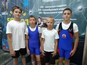 Переясловские тяжелоатлеты завоевали четыре золота на соревнованиях в Горячем Ключе