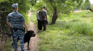 В Брюховецком районе полицейские пресекли незаконный оборот наркотиков, совершенный группой лиц