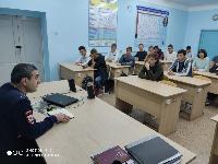 Полицейские Брюховецкого района провели профилактическую беседу с учениками