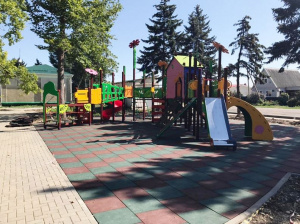 В Брюховецком районе благоустройство парков выполнили на 60%