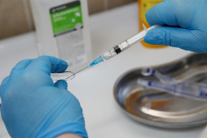 В Краснодарский край поставлено порядка 1,4 млн доз вакцины от гриппа