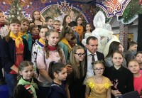 Порядка тысячи детей из всех муниципалитетов края посетили губернаторскую елку в Краснодаре