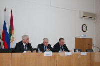 Эксперты Законодательного Собрания края провели рабочий день в Брюховецком районе