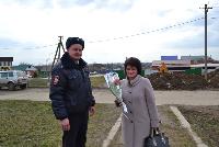 Брюховецкие полицейские присоединились к акции  «8 Марта - В каждый Дом»