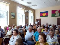 Собрание с собственниками МКД провел заместитель главы района Юрий Колот