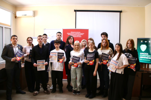 Профилактика киберпреступлений: полицейские и общественники провели просветительскую встречу со школьниками