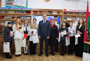 Юным брюховчанам вручили первые паспорта