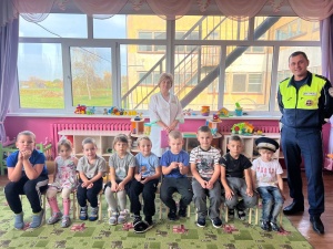 Основы безопасности и ЗОЖ изучили воспитанники детского сада "Золотая Рыбка" 