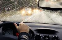Управление автомобилем в дождь