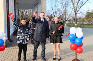 В Батуринской торжественно открыли спортивную площадку