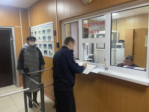 Общественники Брюховецкого района проверили работу дежурной части отдела полиции