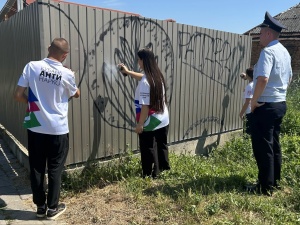 В Брюховецком районе проводится краевая антинаркотическая акция «Чистый район - без наркотиков!»