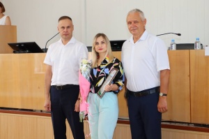Лучших работников торговли отметили благодарностями