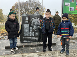 В станице Брюховецкой открыли памятник пограничникам