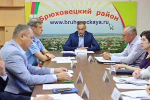 Коммунальному хозяйству - особое внимание!