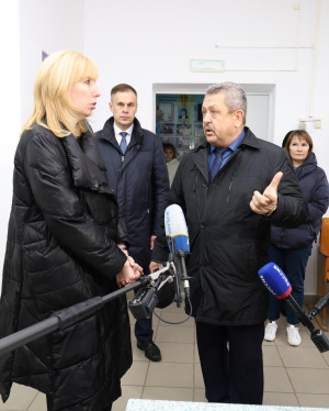 Вице-губернатор Анна Минькова посетила Переясловскую спецшколу