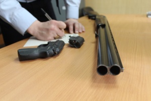 За добровольную сдачу незаконно хранящегося оружия положены денежные выплаты