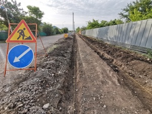 В Новоджерелиевской строят новый тротуар