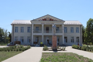 В центре внимания - ремонт Батуринского Дома культуры
