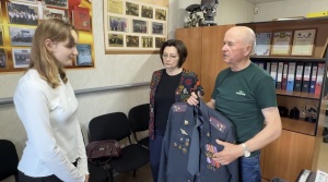 Не просто награда, а целая экскурсия в мир полиции: как в Брюховецкой встретили юную героиню Дарину