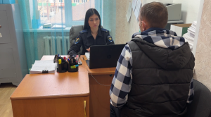В Брюховецком районе полицейские задержали мошенника, обманувшего маркетплейс