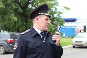 Охрану общественного порядка обеспечат сотрудники полиции и казаки