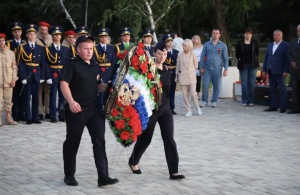 В Брюховецком районе полицейские присоеденились к акции «Свеча памяти»