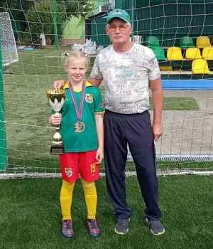 Воспитанница новоджерелиевской спортшколы завоевала медаль на первенстве края по футболу